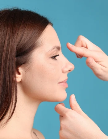Especialista en rinoplastia Especialista en Rinoplastia Ultrasónica en Guadalajara